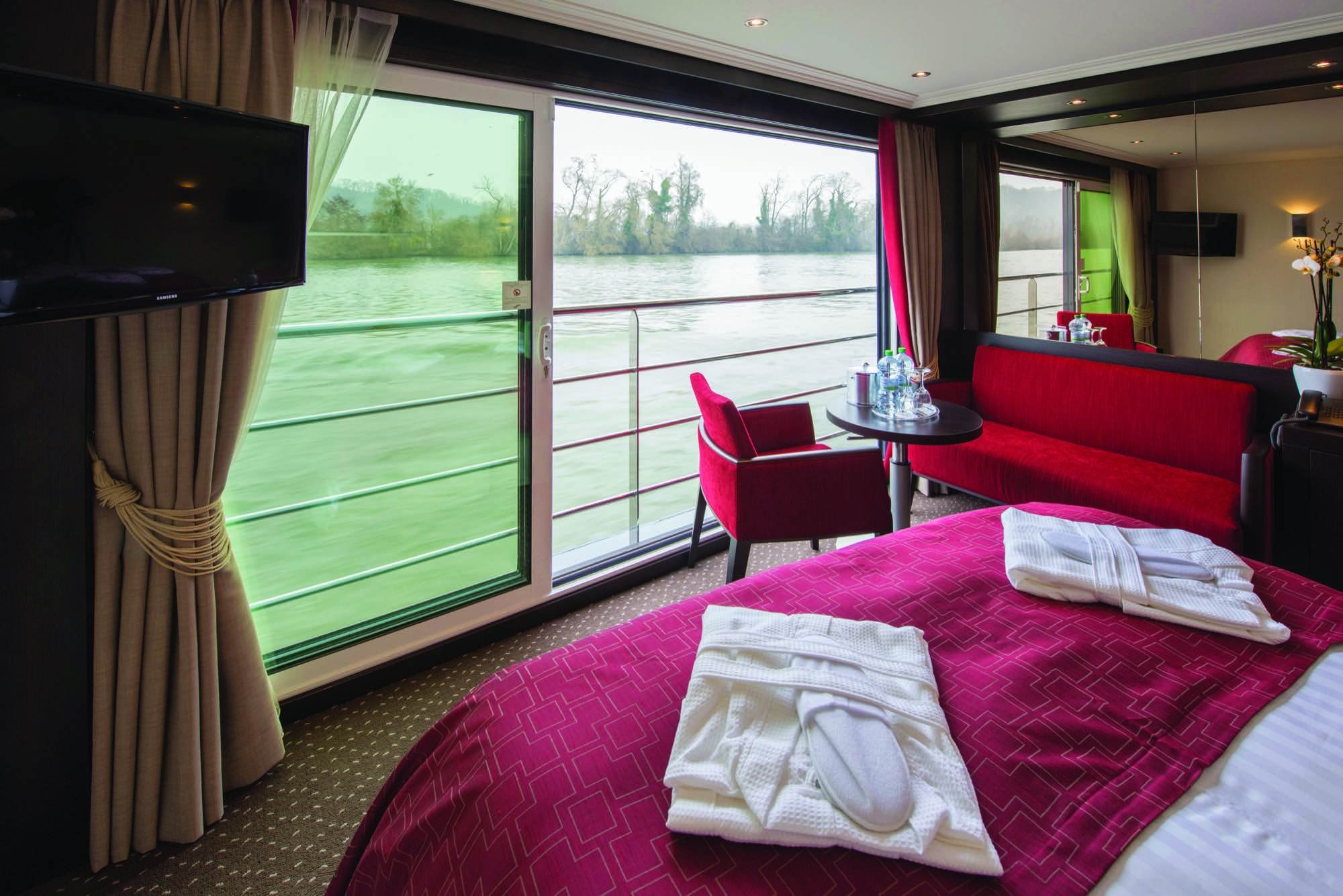 Avalon Waterways Avalon Tapestry II Cabin 2.jpg